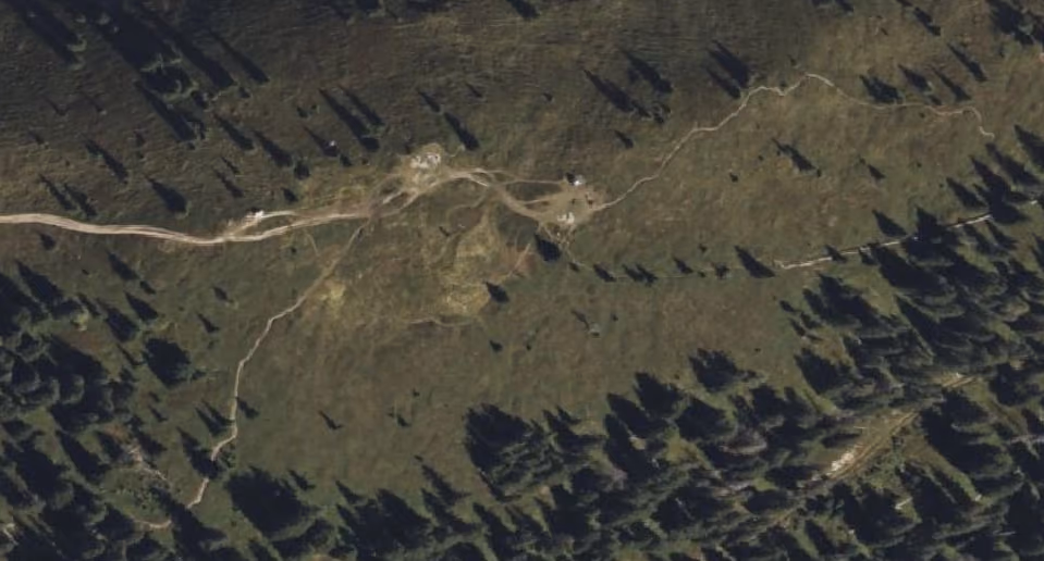 Open Data for Wind Farm Site Identification