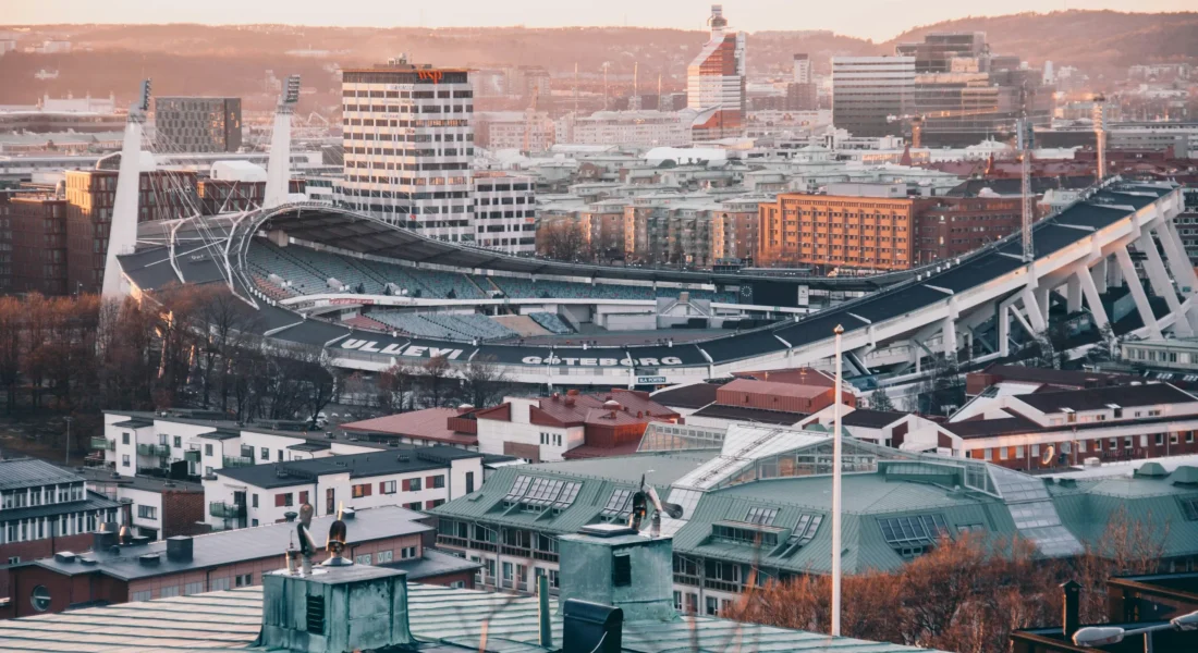 aron-fjell-LxsQE9XXGm8-unsplash_converted