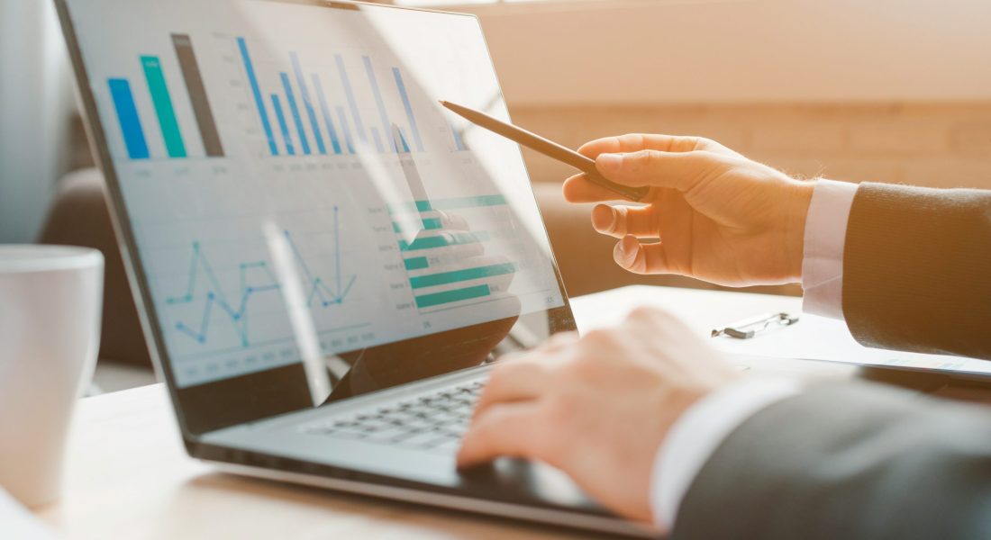 loui-kiaer-CielzQJR0SQ-unsplash