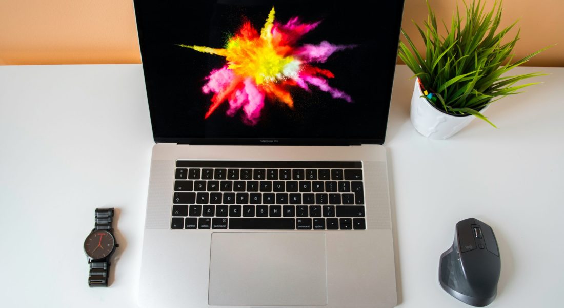 raul-varzar-3X1ypEYOBNA-unsplash raul-varzar-3X1ypEYOBNA-unsplash