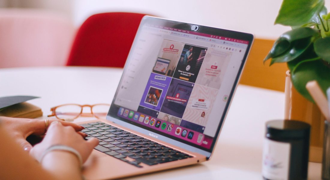 swello-JUh9f3jAAi8-unsplash